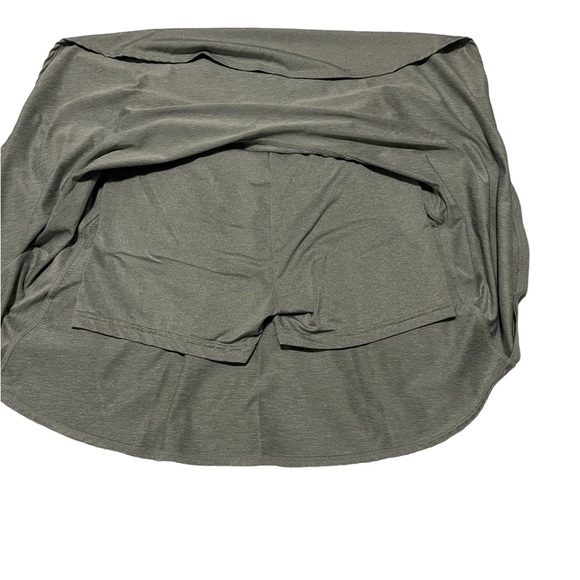 Champion Girl’s Tennis Skirt with Shorts - Size 10/12 - Grey - Picture 3 of 4